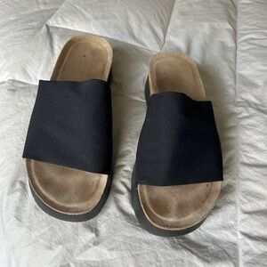 Munro Gray Comfort Slide Sandals